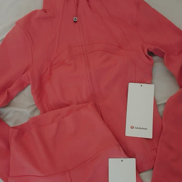 Lululemon Black Jacket with Tags - Picture 2 of 3